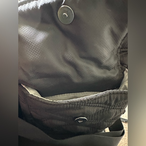 BAGGILLINI Black Quilted Multi Pocket Crossbody - Picture 8 of 11